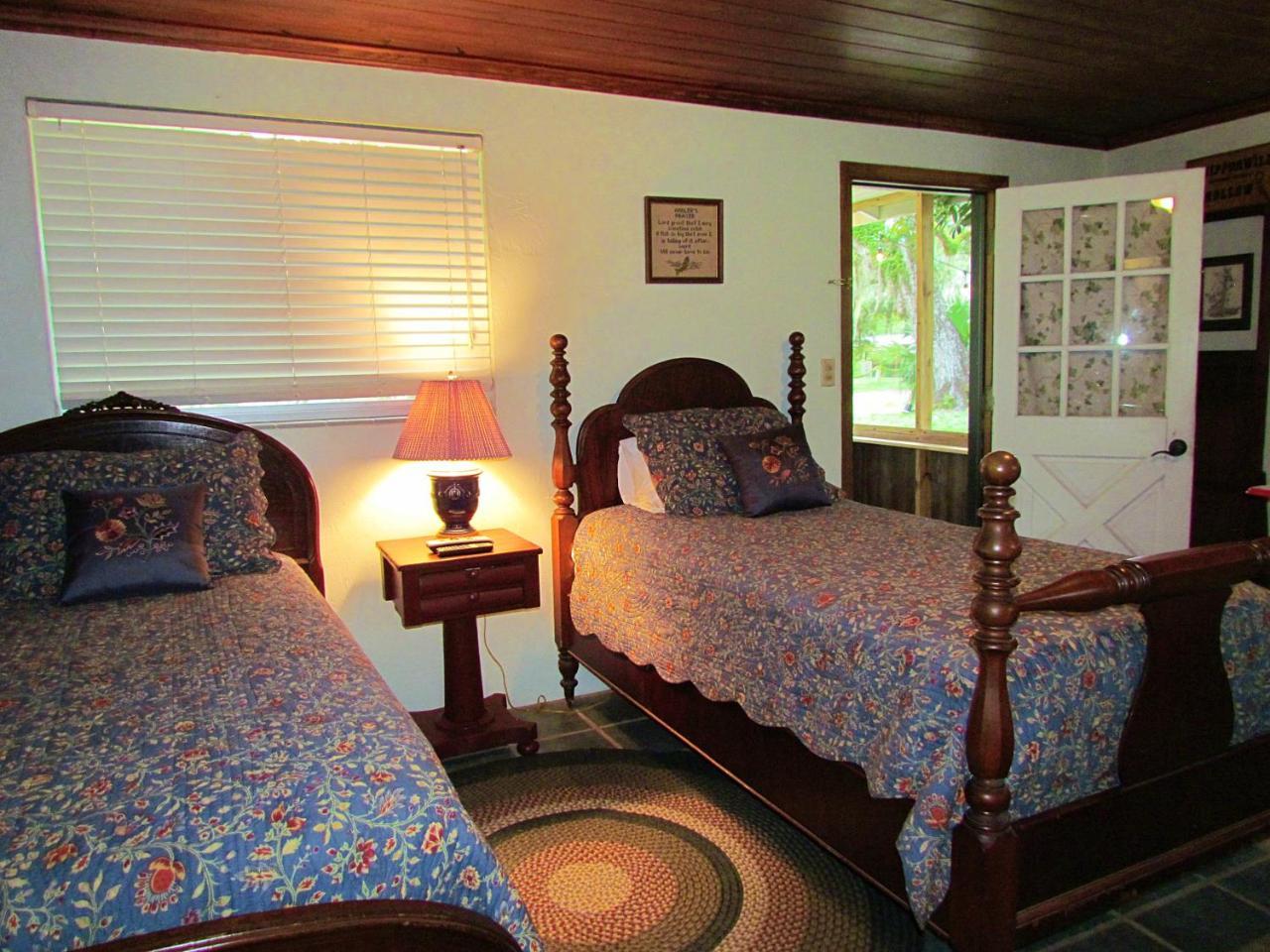 The Yearling Cabins Cross Creek Εξωτερικό φωτογραφία